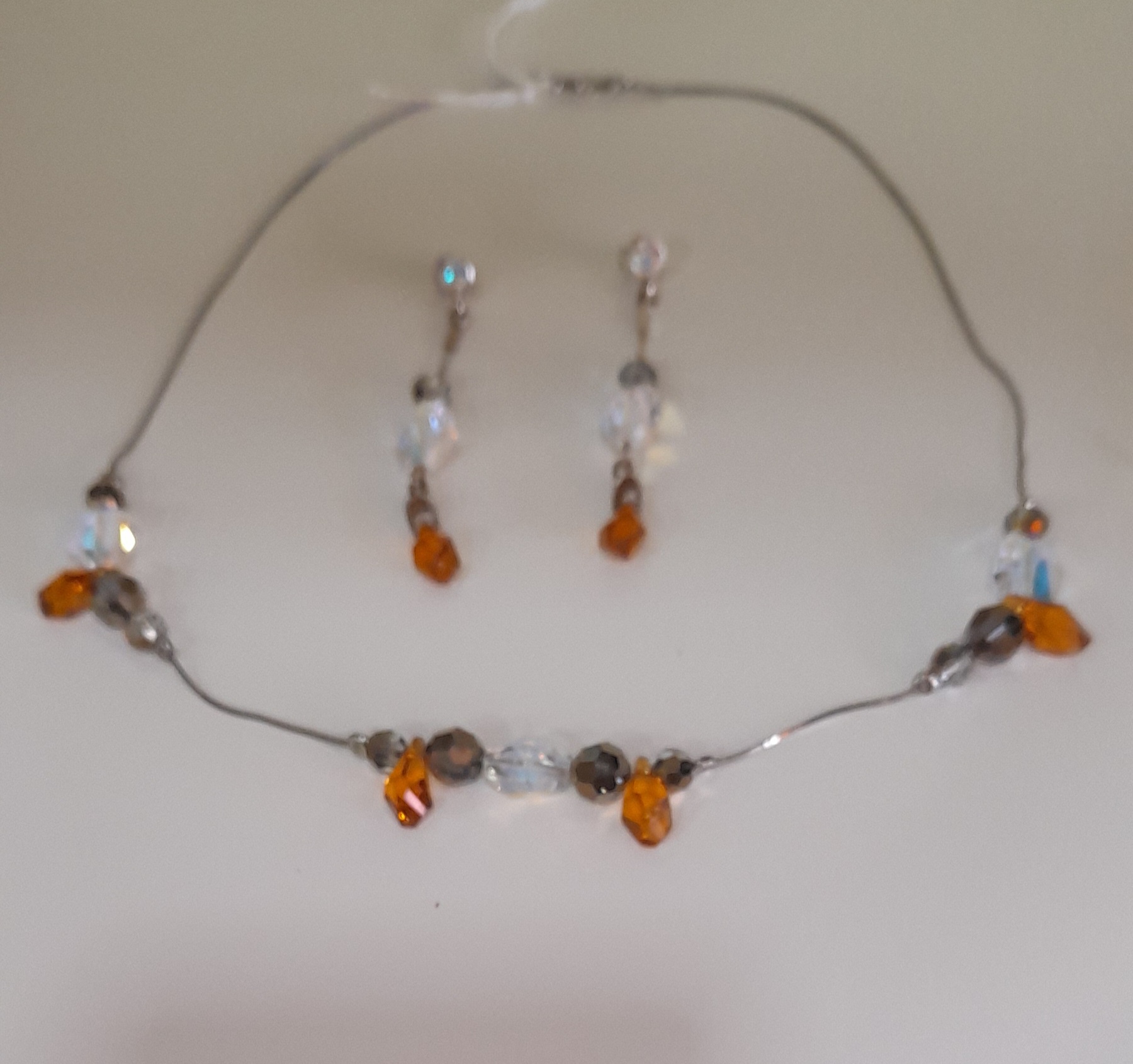 Collar + pendientes.