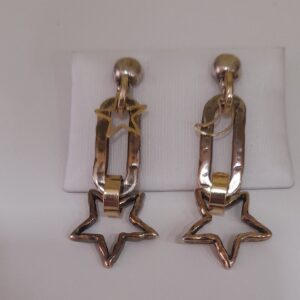 Pendientes largos.